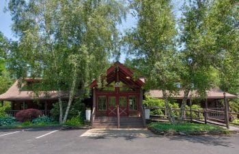 Black Bear Lodge Exterior