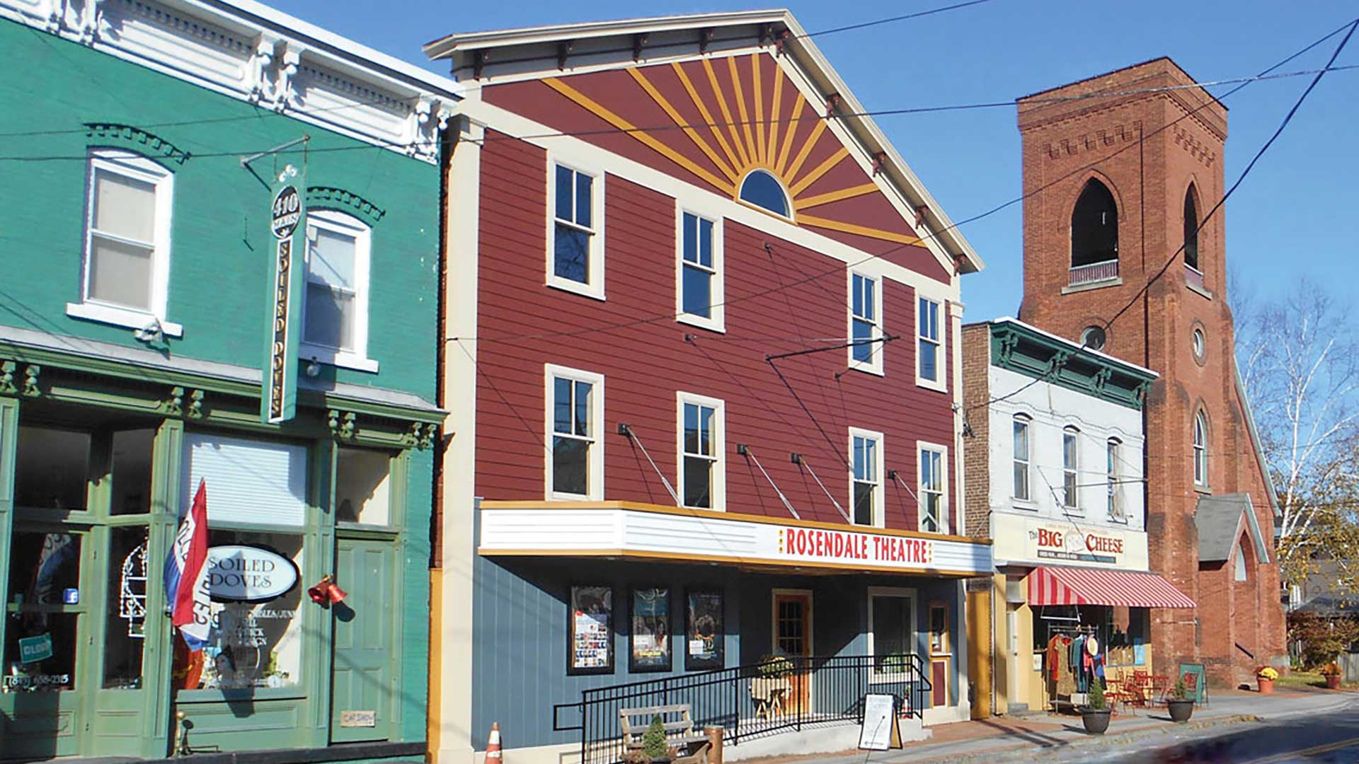Rosendale Theater full street view at an angle